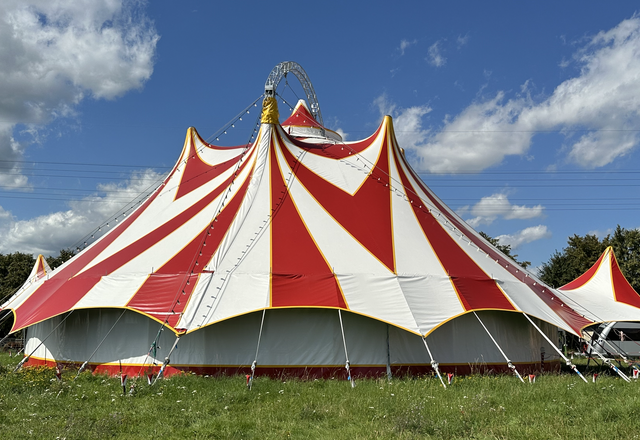 Zirkus-Zelt Rot/Weiß - 